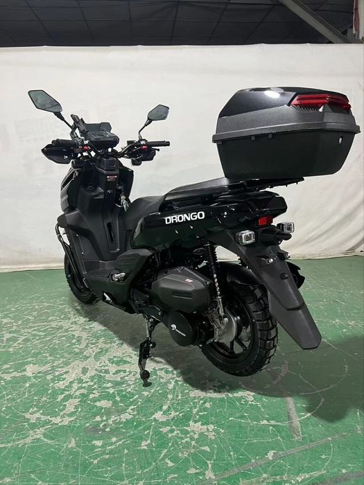 Новый скутер в коробке 150 кубов Скидка до 25 12 25  Муддатли тулов бо