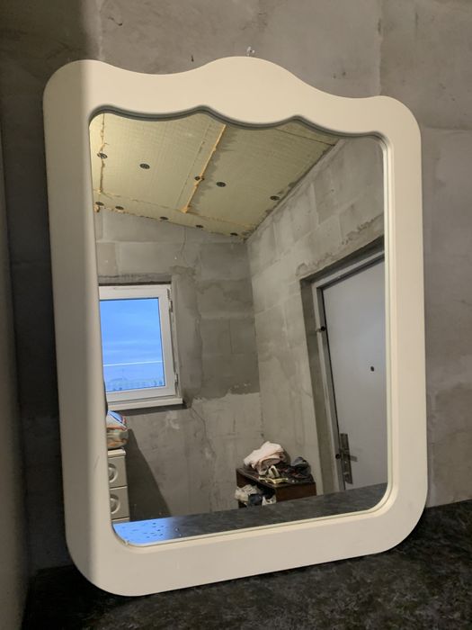 Продас комод с зеркалом