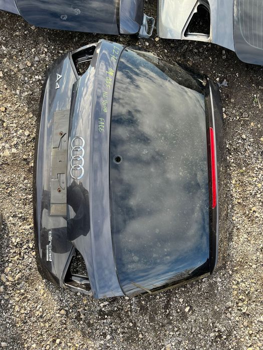 Капаци за багажник Пета врата за Ауди AUDI A4 B8 Комби
