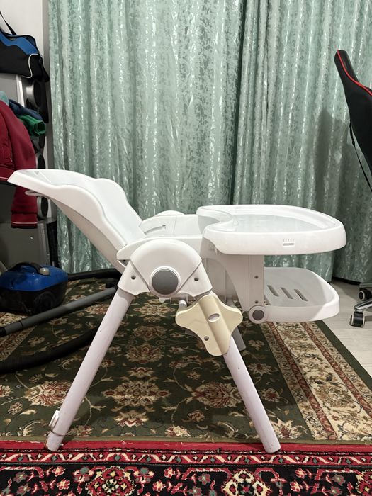 Детское кресло (для кормления)