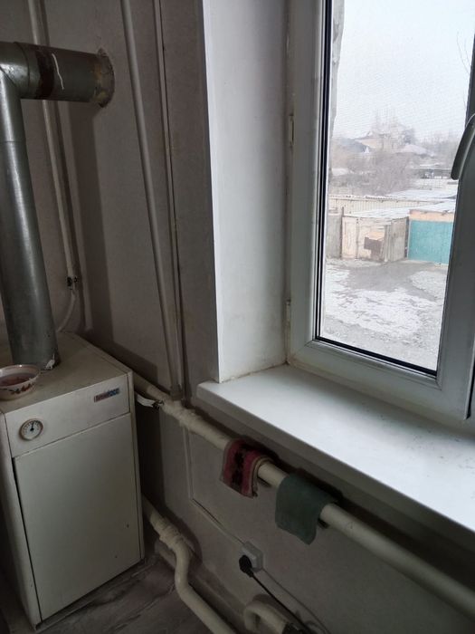 2 бөлме этаж үй сатылады