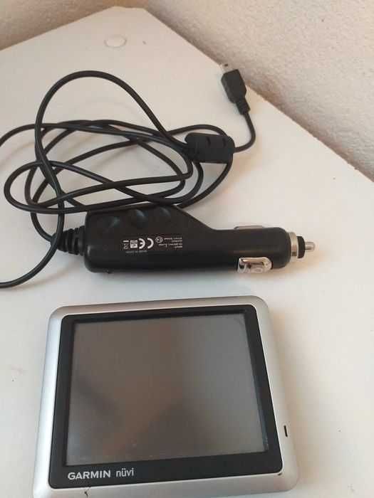 Sistem de Navigatie GPS Garmin Nuvi 1245 si TOMTOM N14644