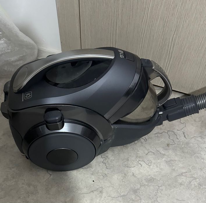 Пылесос LG Kompressor VC83209UHAV (2000W) с коробкой