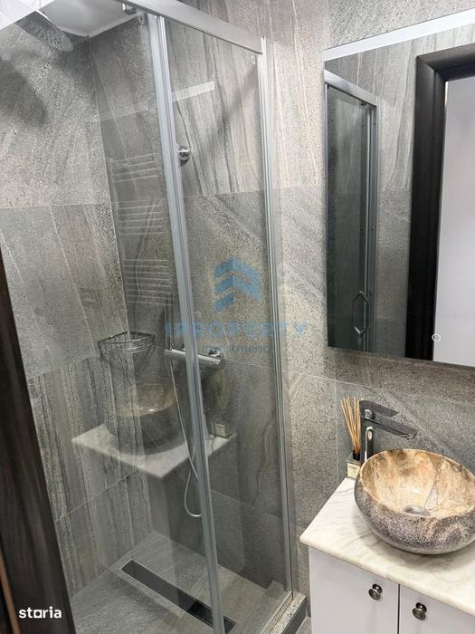Apartament 4 Camere in Titan cu Loc de Parcare