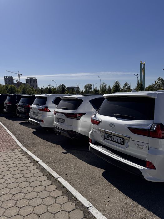 Аренда Lexus LX 570 с водителем