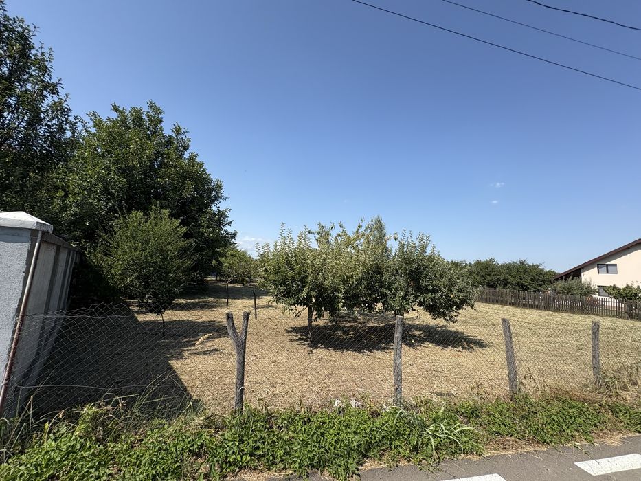 Teren intravilan Vernesti 500mp