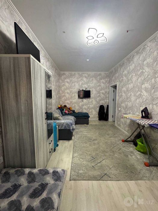 Сергели 16а квартира на 11 этаже 16 этажного дома,окна во двор