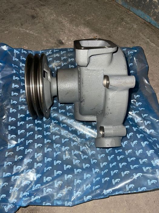 Водяной насос на Камаз