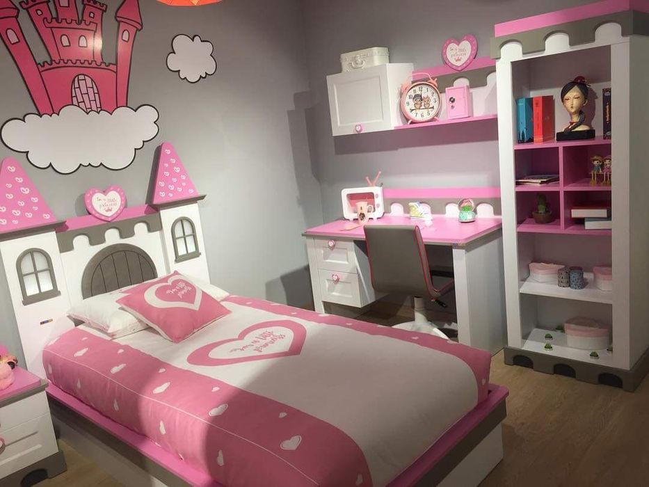 Нови мебели за детска стая Princess castle