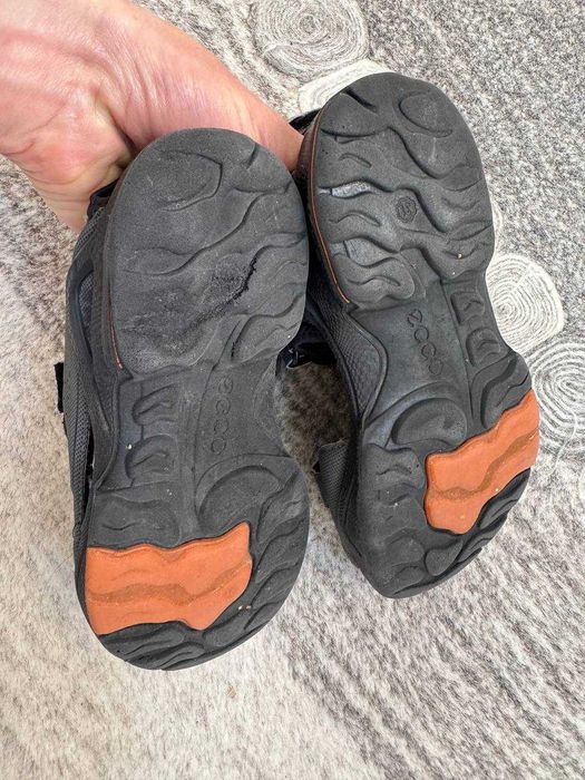 Crocs за момче размер C12 и сандалки Ecco 31 размер