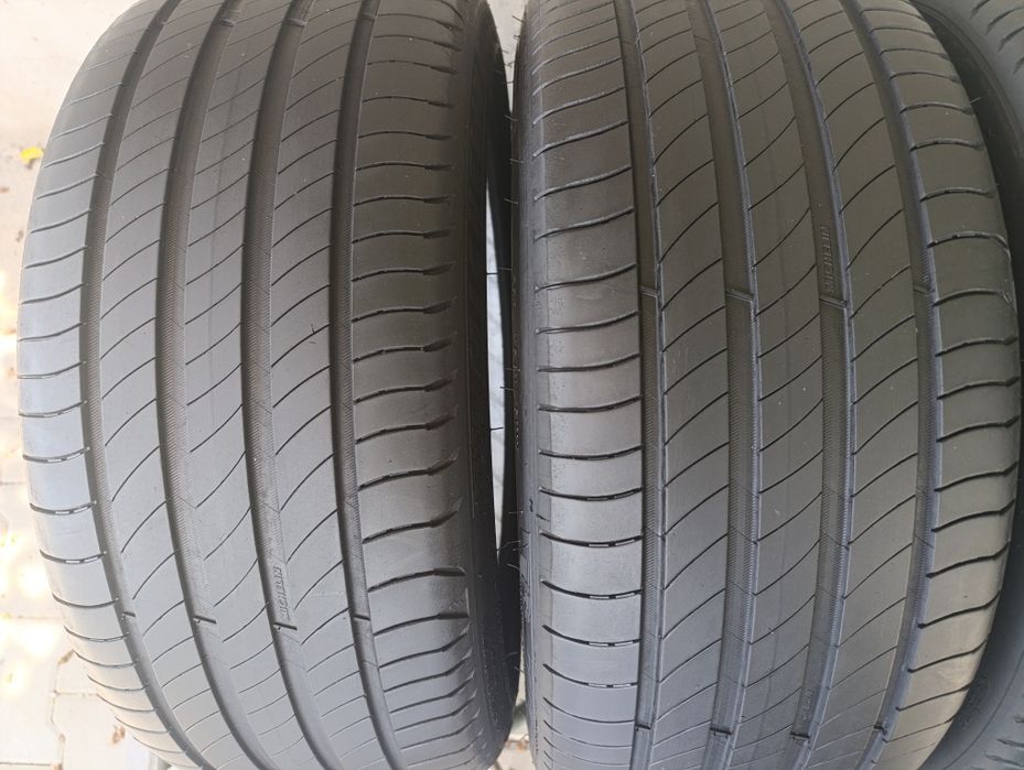 Anvelope de vara 235 40 19 Michelin dot 2020