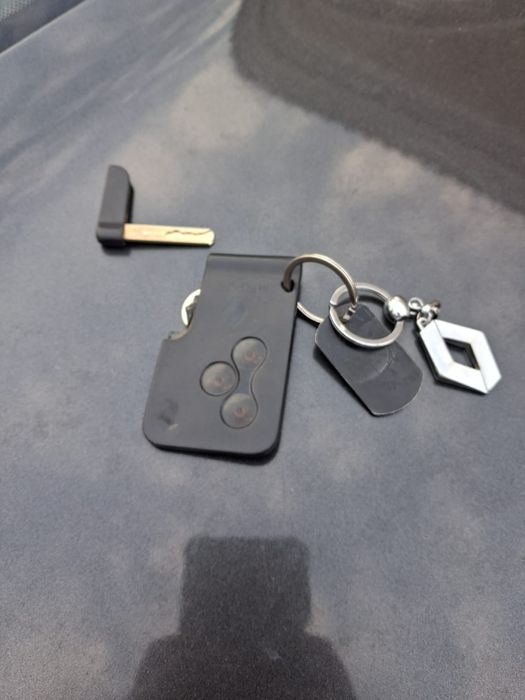 Vând Renault Megane II preț ușor negociabil pentru piese