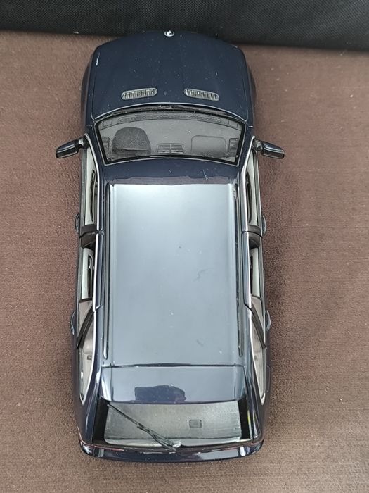 BMW X5 e53 kyosho 1:18