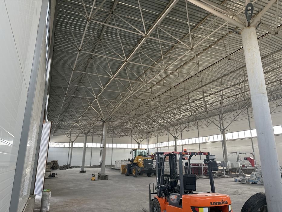 Сдается в аренду база в черте города1.2 га!!!