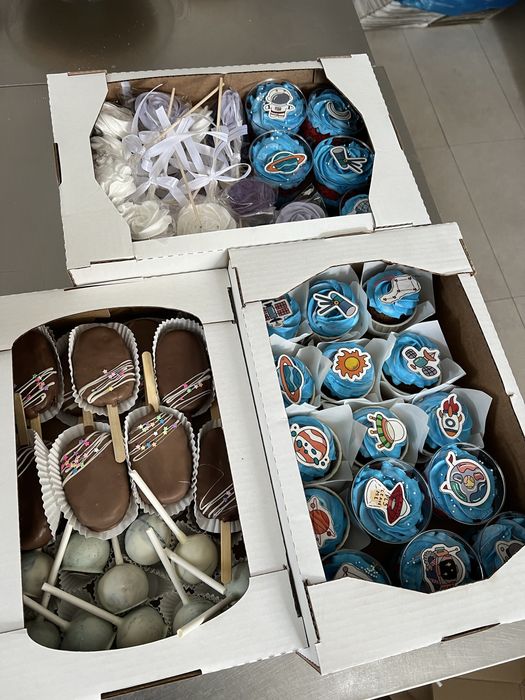 Чайные сеты пирожные торты