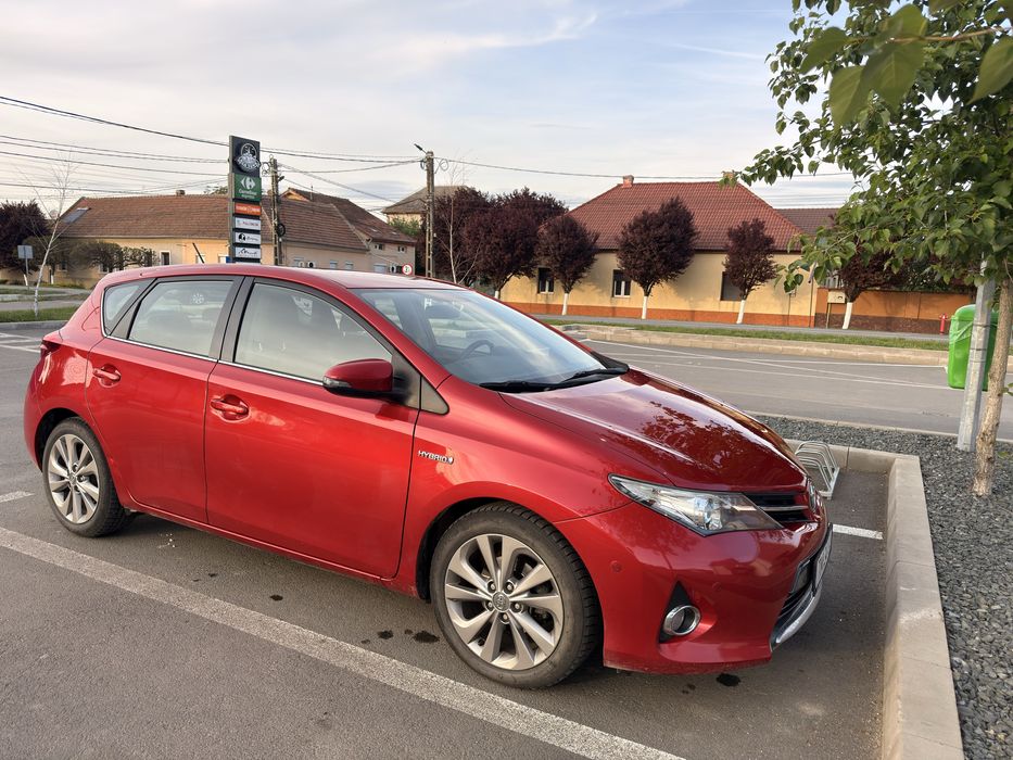 TOYOTA Auris 2013 — imagine 2