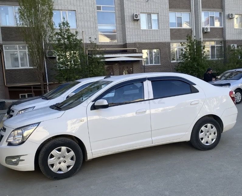 Продам машину chevrolet