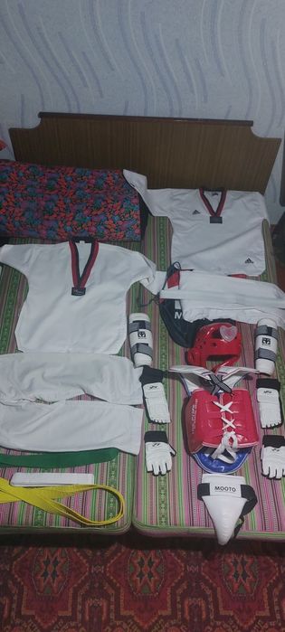 Кимано и экипировка в комплекте