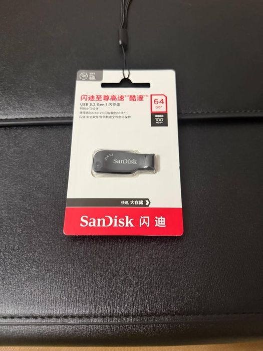 Игровой ноутбук с комлектом