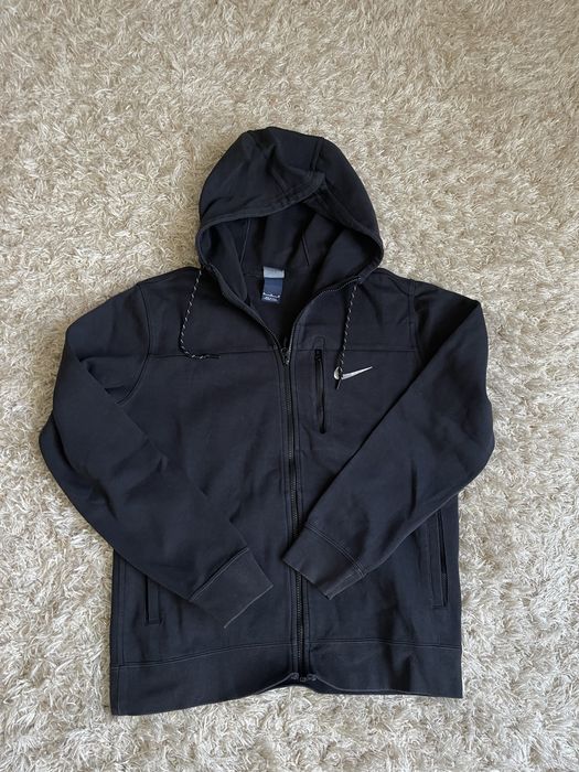 Hanorac Nike in stare buna