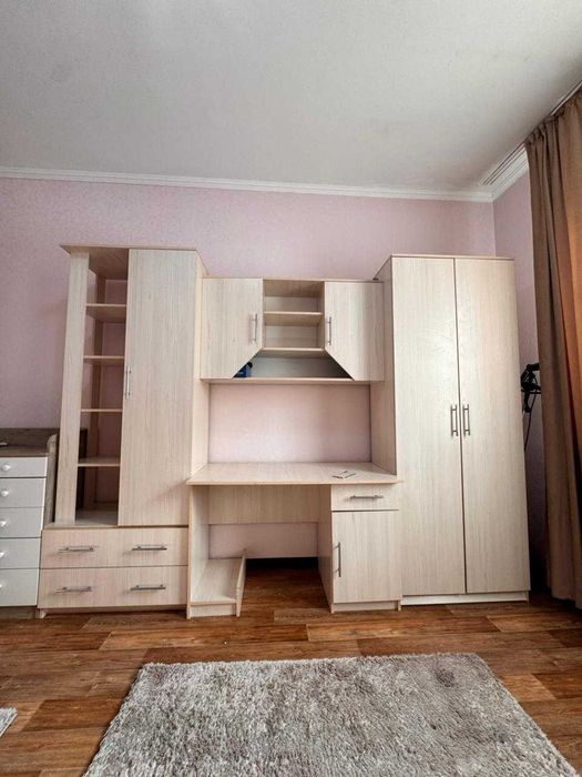 детский гарнитур в отличном состоянии