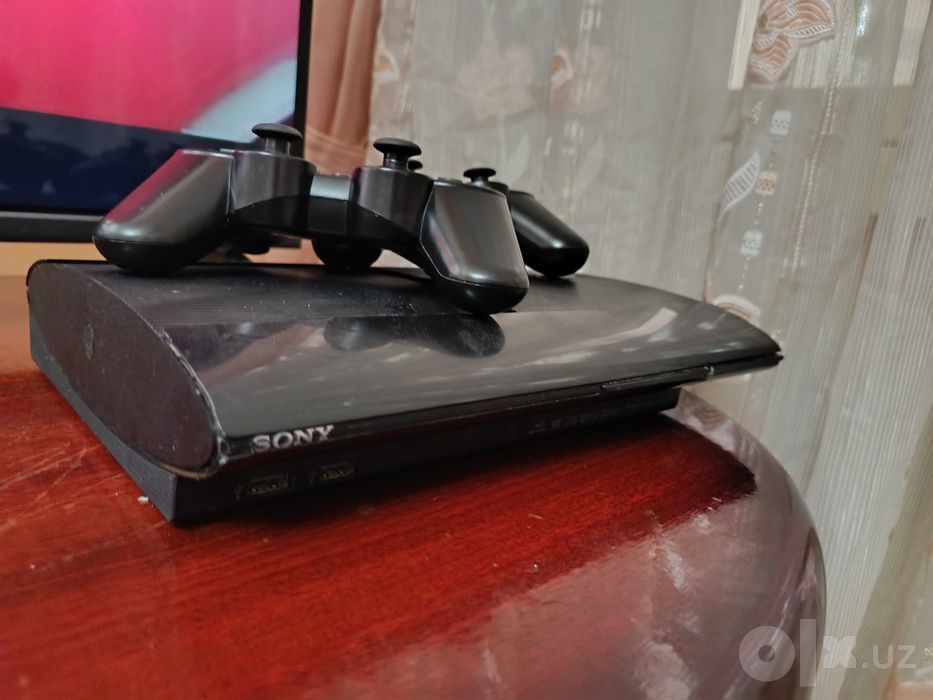Play Station 3 super slim