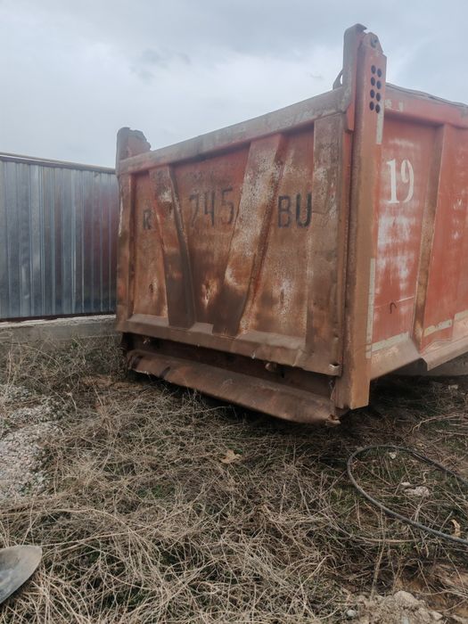 Продам кузов Рено керакс 2012г