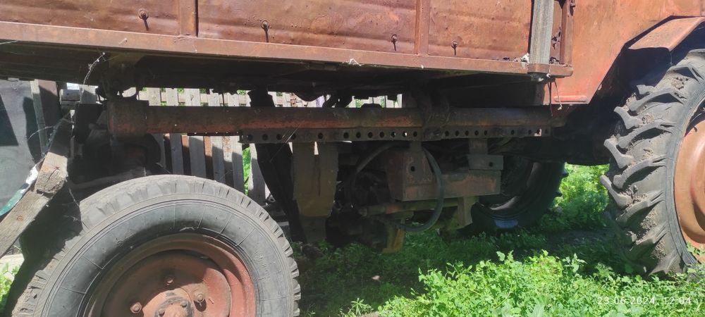 Продам трактор Т-16 попрошайка