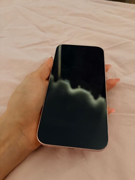 Телефон iphone 15 plus