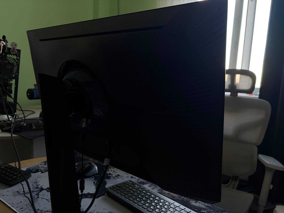 Монитор игровой Samsung FullHD 144Hz