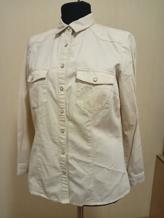 Женская рубашка под джинсу