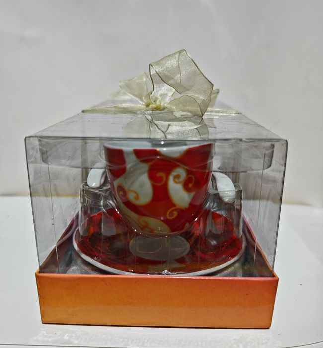 Нов сервиз за кафе за Двойка Червени рози Подарък за Свети Валентин