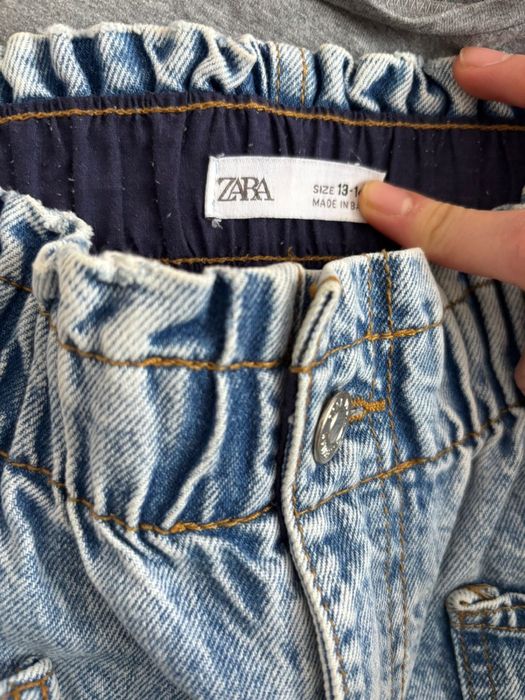 Джинсы голубые зара