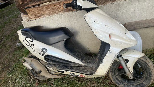 Vand Malaguti F12 phanton racire pe apă, nu detin acte la el