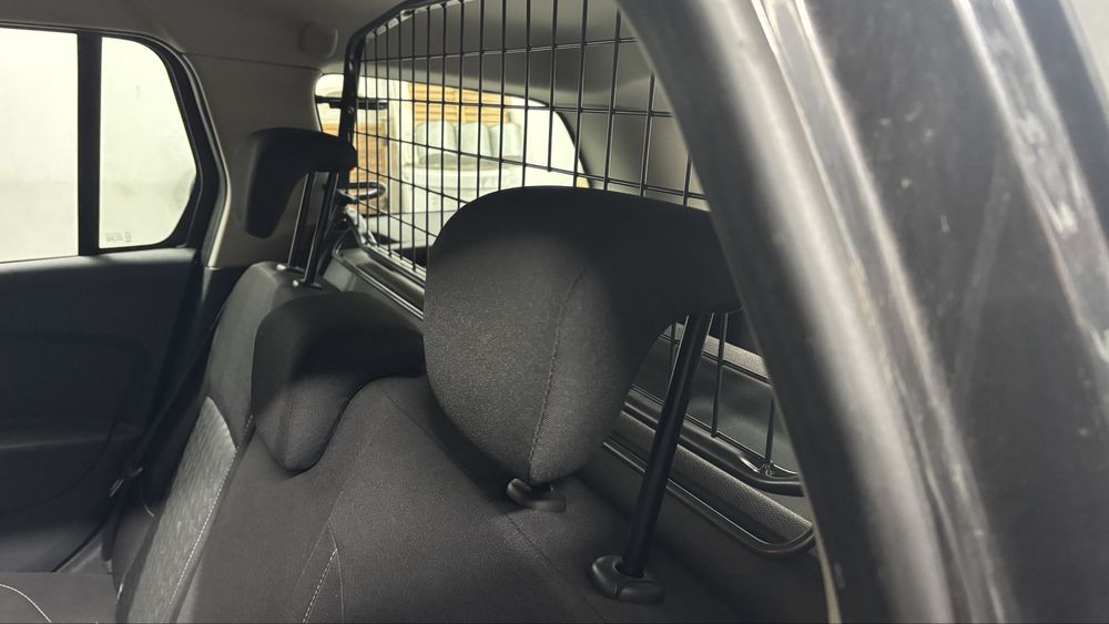 Grila / grilaj / protectie animale portbagaj dacia logan / lodgy