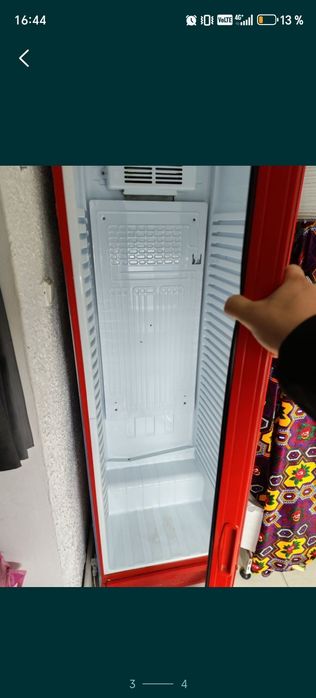 Витринный холодильник