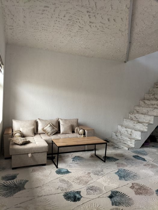 Продаю срочно Коттедж, srochno kotej sotiladi.