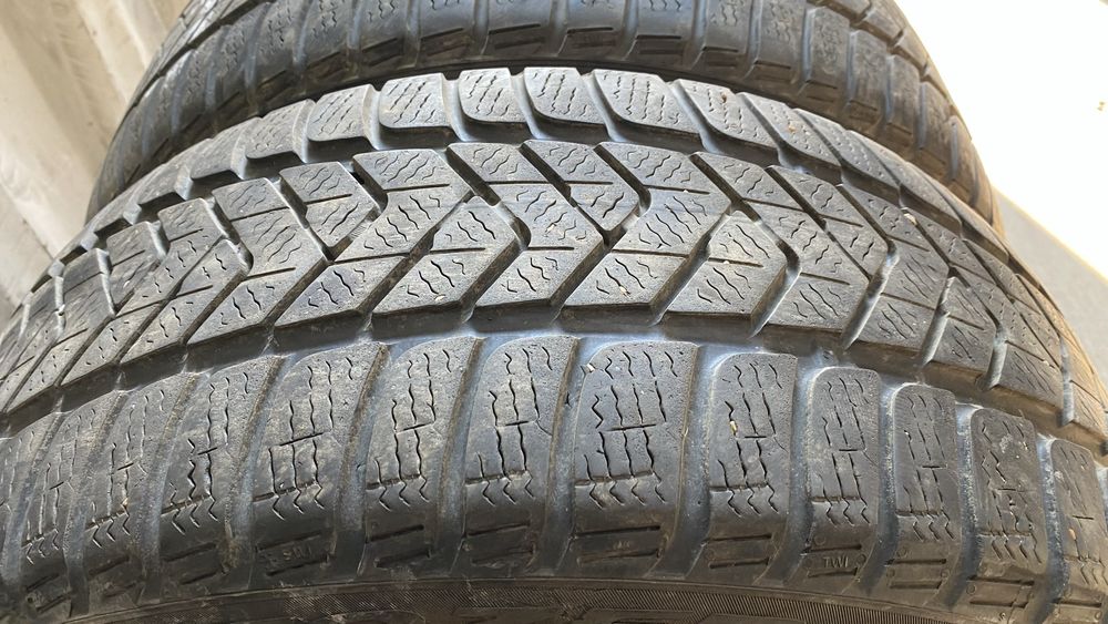 Шины Pirelli 225/45/17  2 шины