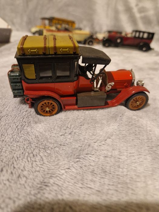 Mașinuțe de coloctie Rio