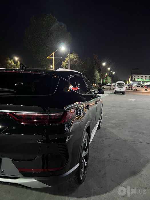 BYD song plus gibrid 2 poz 2023