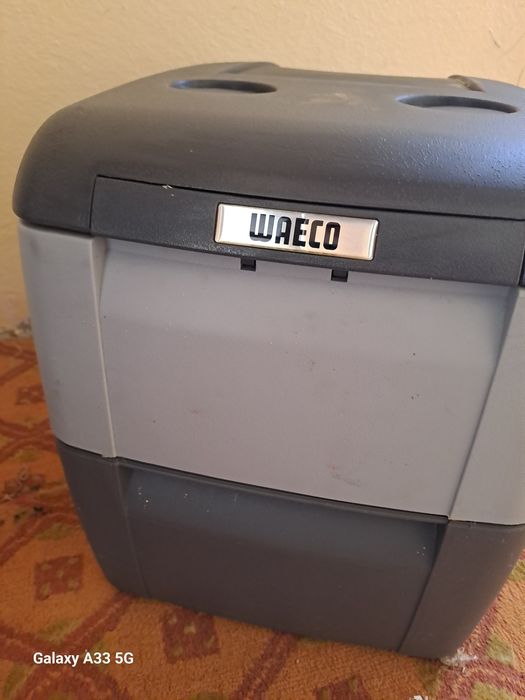 Frigider auto WAECO