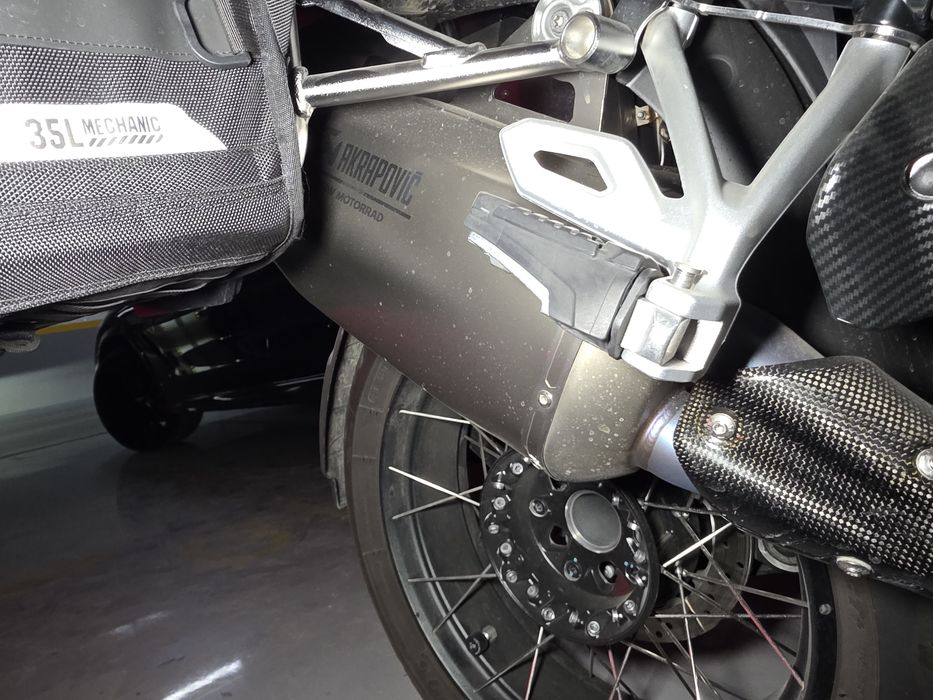 Bmw R1250 GS Adventure Triple Black 2023 года 11.000KM