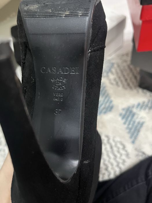 Замшевые сапоги 3000тг