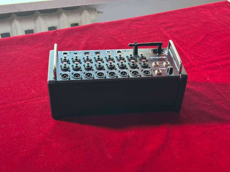 Цифровой микшерный пульт Midas mr-18