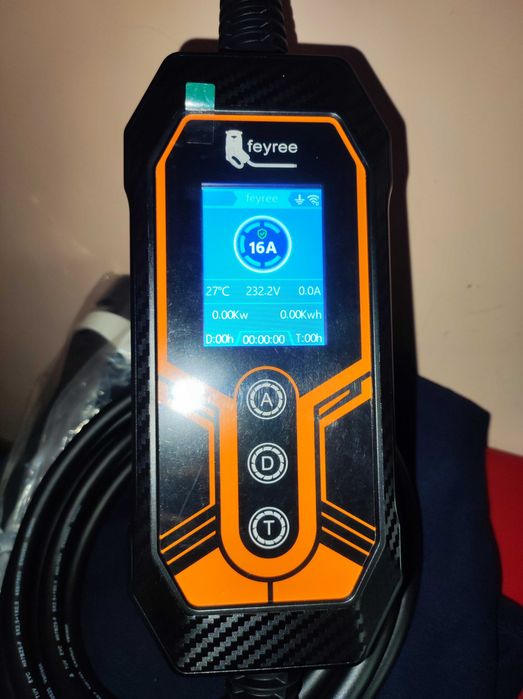 Мобилна зарядна станция 11kW, трифазна, Feyree, НОВА.