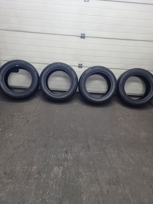 Anvelope Momo 225/55/17