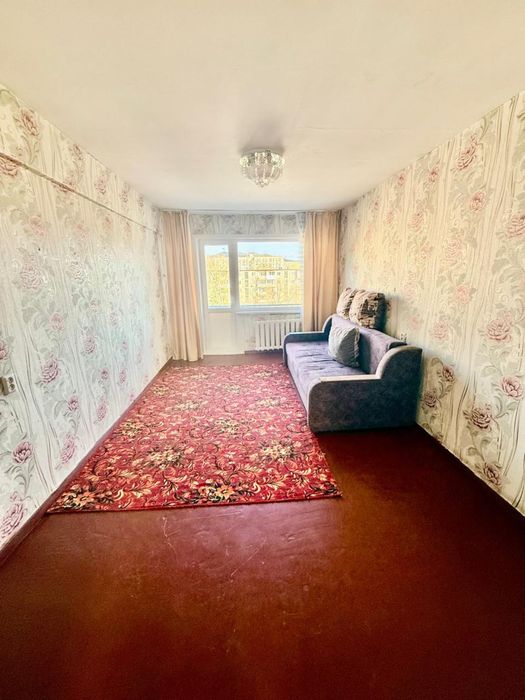 Продам квартиру Бурова 8