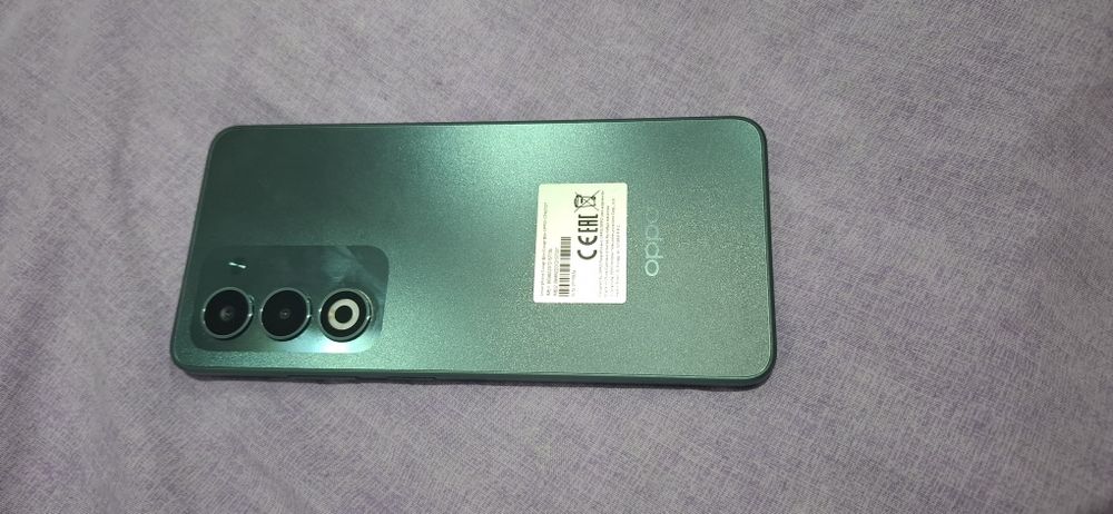 Oppo A5  2025. (256gb.)