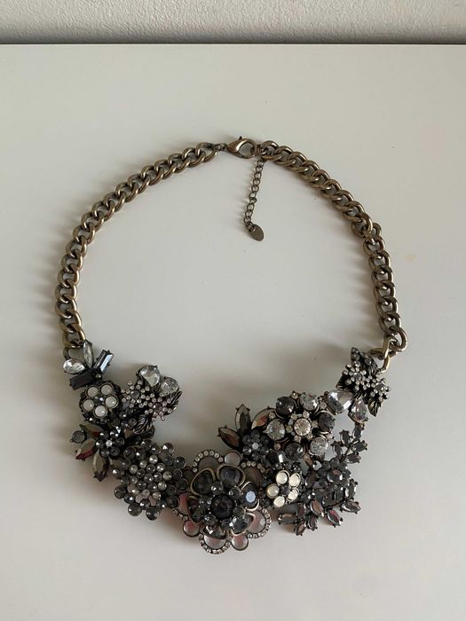 Colier pietre colorate si albe