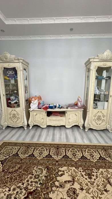 Продается сервант